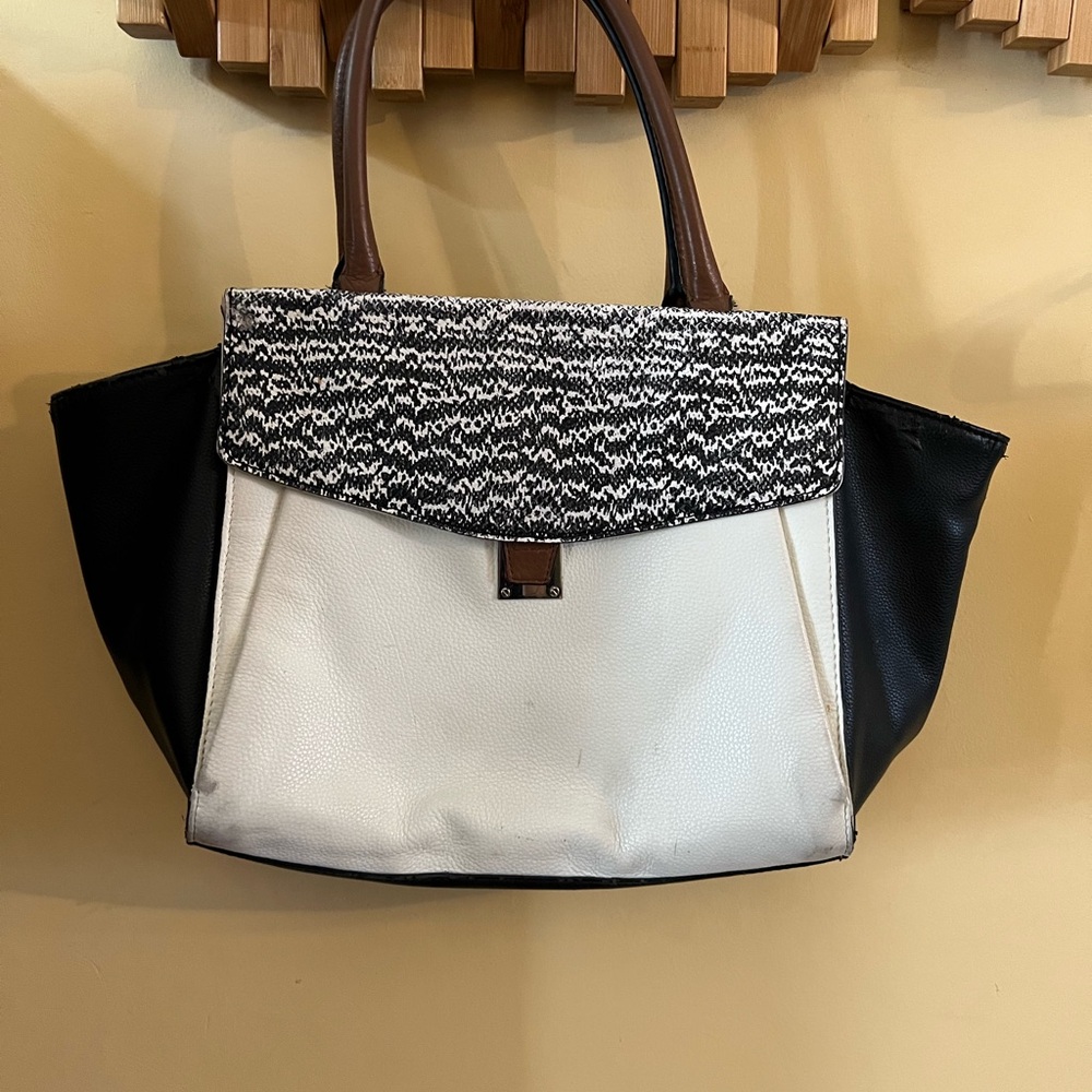 Vince Camuto Monochrome Textured Tote